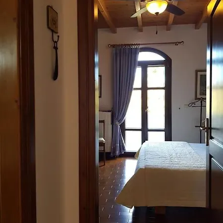 Chrisa' S Country House * Naxos City