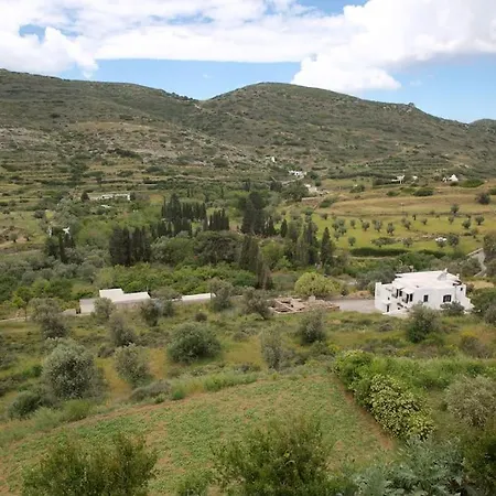 Chrisa' S Country House *