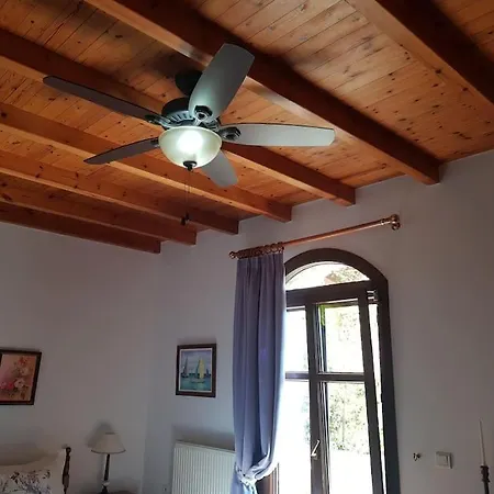 Chrisa' S Country House * Naxos City